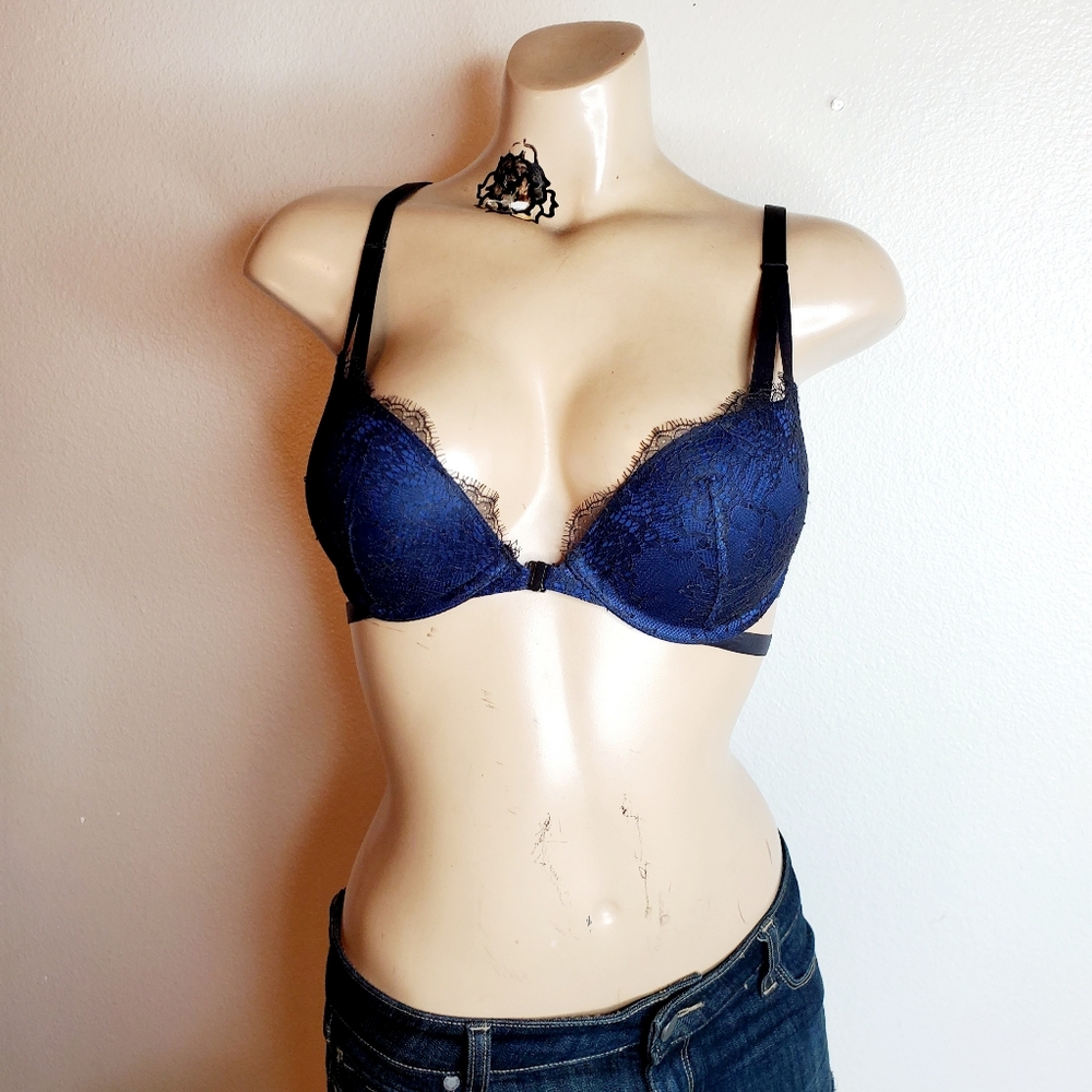 Victoria Secret blue black lace bra 32C